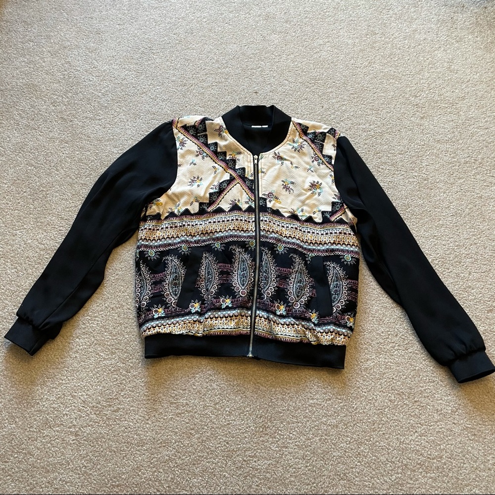 Patterned Jacket - Picture 2 of 11